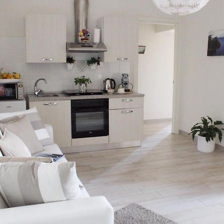 Vesuvio House Appartamento Indipendente E Centrale Sant'Agnello Exteriör bild