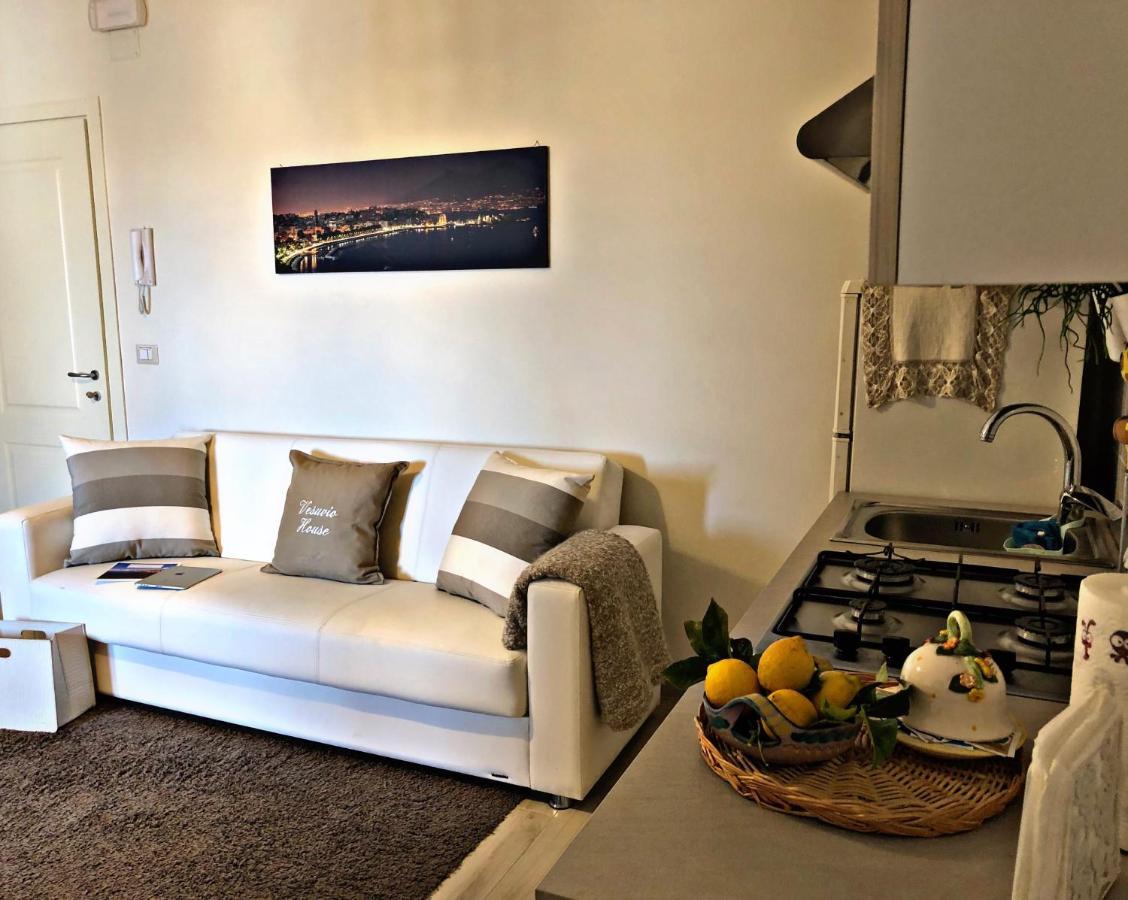 Vesuvio House Appartamento Indipendente E Centrale Sant'Agnello Exteriör bild