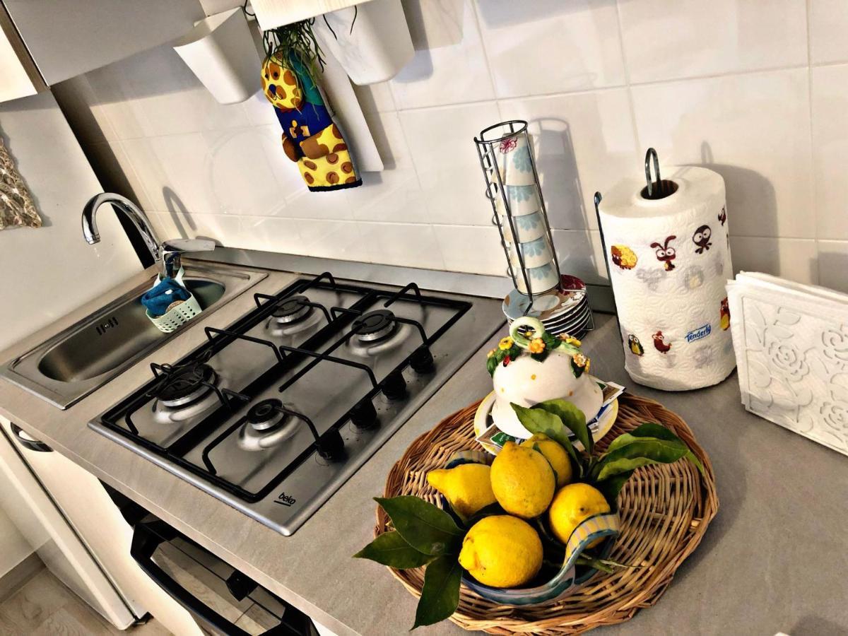 Vesuvio House Appartamento Indipendente E Centrale Sant'Agnello Exteriör bild