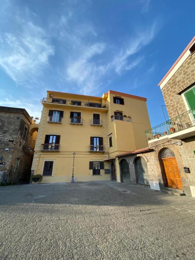Vesuvio House Appartamento Indipendente E Centrale Sant'Agnello Exteriör bild